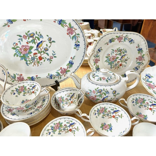 645 - Aynsley Pembroke Design Large Collection of Dinner Ware (reproduction of an 18thC Aynsley Design). I... 