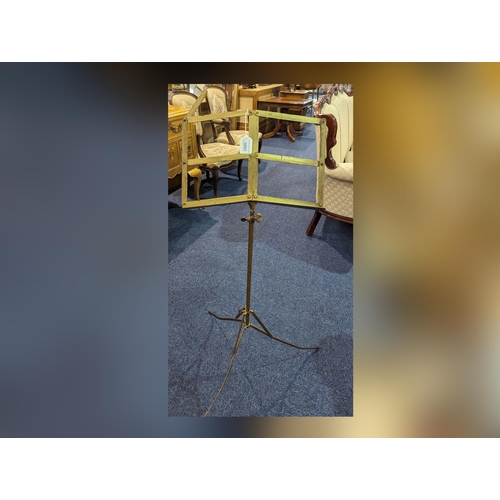 1051 - Metal Music Stand, tripod base.