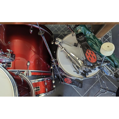 1166 - Five Piece Gear4Music Acoustic Drum Set with cymbals and stool, in red finish.  Excellent condition.