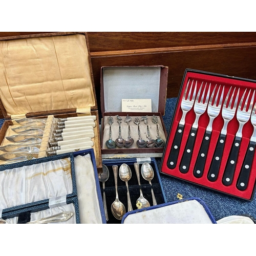 1240 - Large Collection of Boxed Plated Ware comprising assorted spoons, cruet set, fish knives and forks, ... 