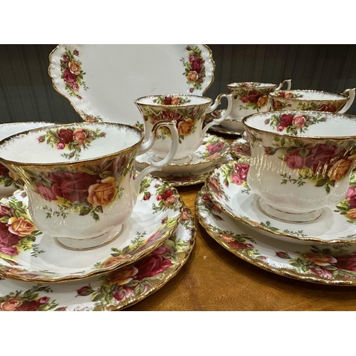 590 - Royal Albert 'Old Country Roses' Tea Set, comprising six teacups, saucers and side plates, milk jug,... 