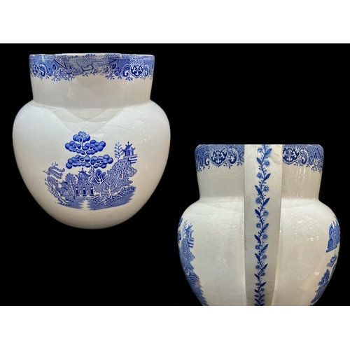 601 - Victorian Jug & Bowl Wash Set, by Myott & Co. Willow Pattern, the large bowl with minor nicks to the... 