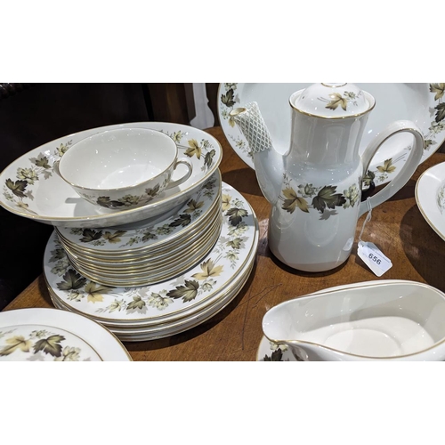 656 - Royal Doulton 'Larchmont' Dinner/Tea Service, comprising tea pot, coffee pot, milk jug, 4 x 11'' din... 