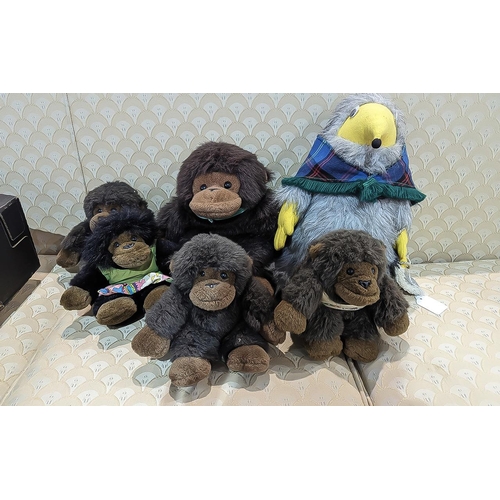 1502 - Set of Five PG Tips Monkey Soft Toys, together with a vintage Womble soft toy in excellent condition... 