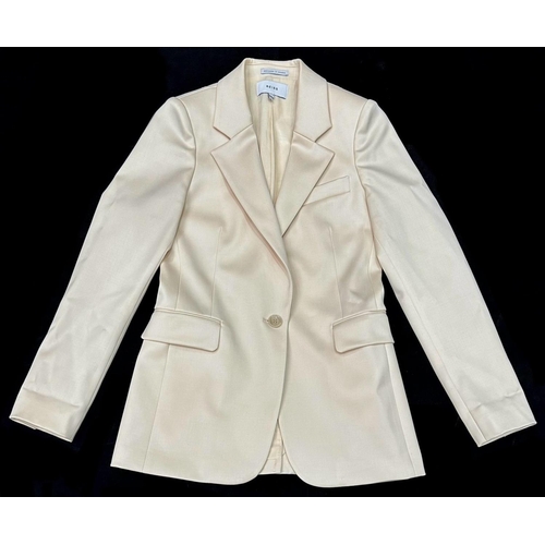 1522 - Cream Reiss Blazer, size UK 4, single breasted, two flap pockets, four pearlised buttons to each cuf... 