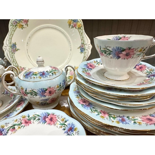 641 - Foley Porcelain Tea Service 'Cornflower', comprising 7 large cups, 1 small cup, 8 saucers, 8 side pl... 