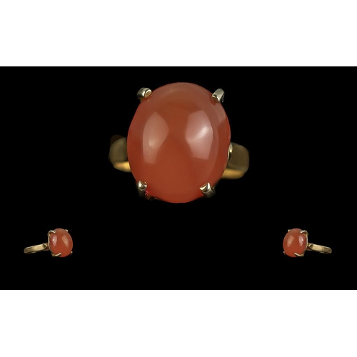 178A - Ladies 18ct Gold Single Stone Coral Set Ring. The Cabochon Cut Coral of Excellent Colour, Marks Rubb... 