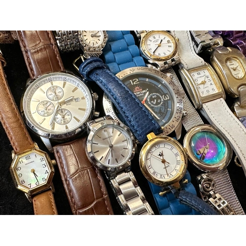 359 - Collection of Gents & Ladies Wristwatches, bracelet and leather straps, makes include Longboard, Lor... 