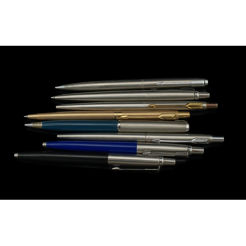 129 - A Collection Of Vintage Parker Ballpoint Pens - 8 In Total. Various Colours. All In Good Condition.