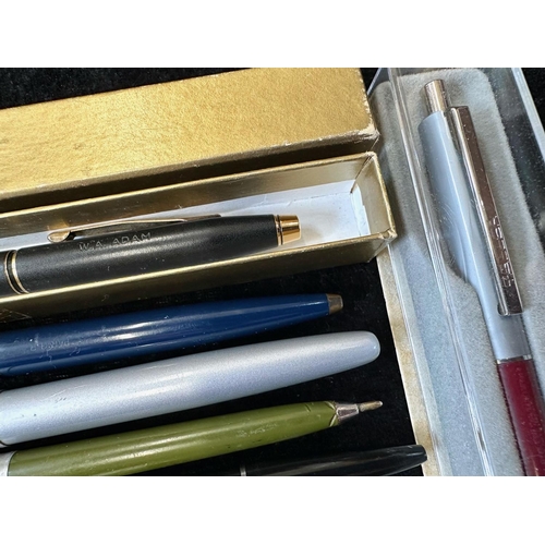 415 - Collection of Vintage Fountain & Ballpoint Pens, including a Cross black fountain pen in original bo... 