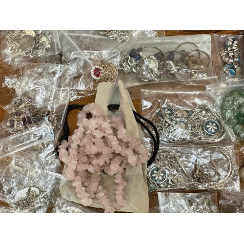 465 - Box of Quality Costume Jewellery, comprising chains, beads, brooches, pendants, bracelets, bangles, ... 