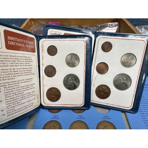 1419 - Quantity of Low Value Coins, to include Commemorative Crowns, odd nickel, Britain's first decimal co... 