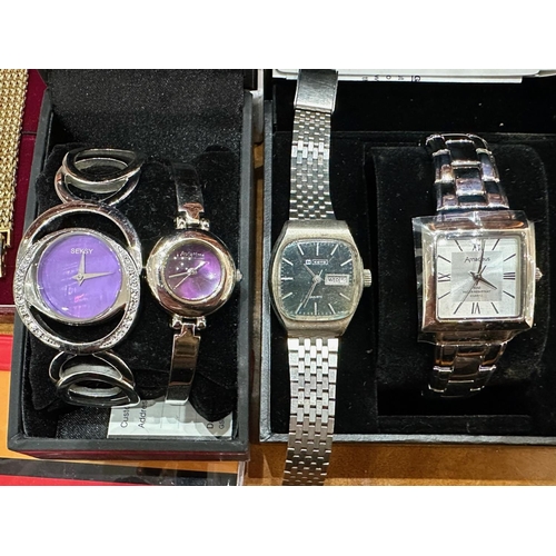 447 - Collection of Assorted Mainly Boxed Wrist Watches. Various makes and all in good order but quartz do... 