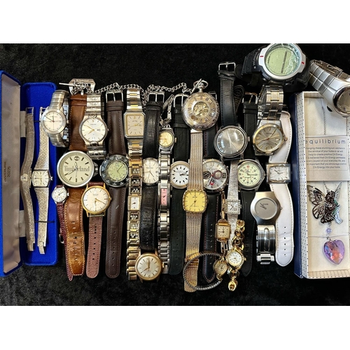 484 - Collection of Ladies & Gentleman's Wristwatches, bracelet and  leather straps, makes include Pulsar,... 