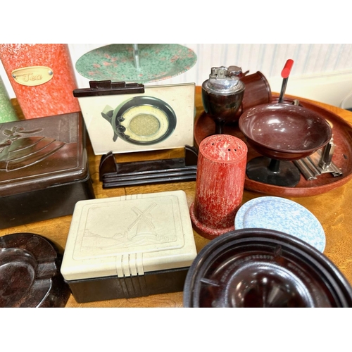 1374 - Collection of Vintage Bakelite Items, comprising a three tier cake plate, two cannisters, ashtrays, ... 