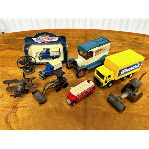 1406 - Collection of Model Cars, including Pandoro van money box, a Weetabix lorry, London Transport red op... 