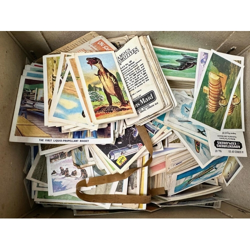 1457 - Large Collection of Cigarette Cards & Post Cards, comprising approx 40 Brooke Bond collectors cards ... 