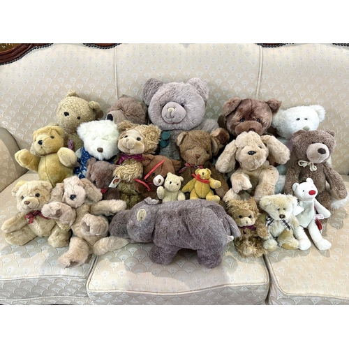 1488 - Box of Teddy Bears, including Gund, assorted Russ, all shapes and sizes and colours.  Lovely collect... 