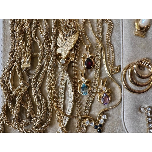 397 - Box of Quality Costume Jewellery, comprising a quantity of various chains, pendants, earrings, brace... 