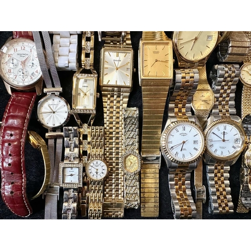 413 - Collection of Ladies & Gentleman's Wristwatches, makes to include Rotary, Sekinda, Citizen, Corvette... 