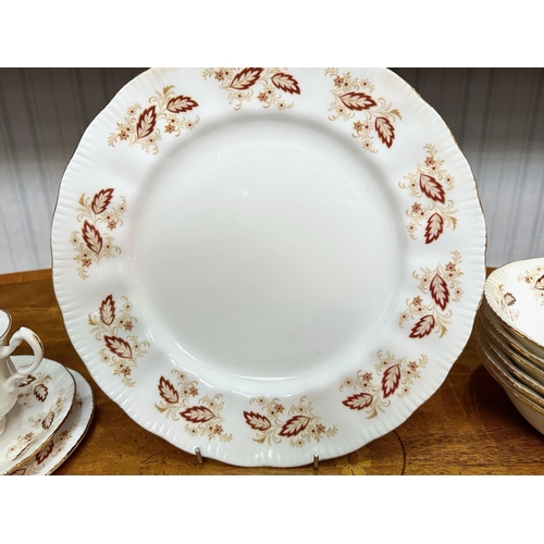 685 - Royal Kent Bone China Set, comprising six cups, saucers and side plates, six dinner plates, and six ... 