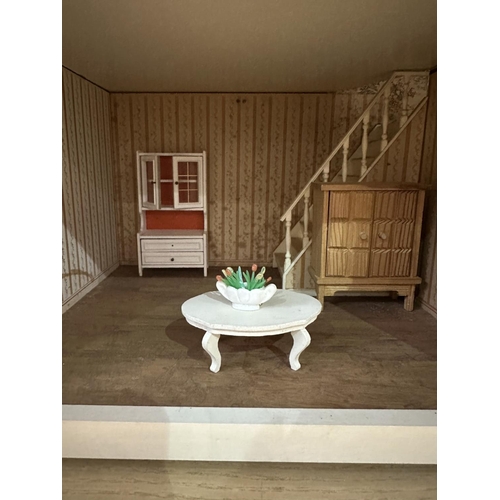 1419 - Lundby Swedon Vintage Dolls House, 5-6 rooms, includes kitchen ware, living room and bedroom furnitu... 