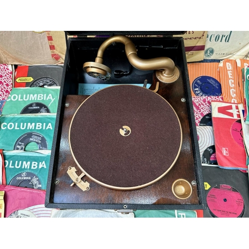 1425 - Portable Table Top Gramophone by Columbia, with crank, together with a small collection of records.