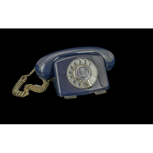 1427 - A Vintage 1977 Queens Silver Jubilee Commemorative Telephone, model No. 2/SA 4271, dark blue.