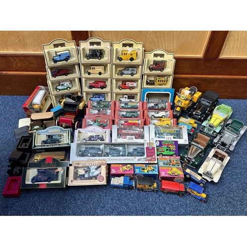 1433 - Box of Die Cast Model Cars, including large unboxed Franklin Mint, including Rolls Royce Silver Ghos... 