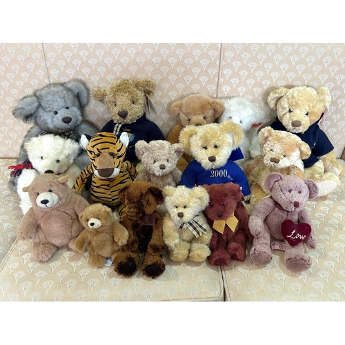 1563 - Collection of Russ Teddy Bears & Animals, including Tiger, Gulliver, Ribbons, Creamsicle, Chantelle,... 