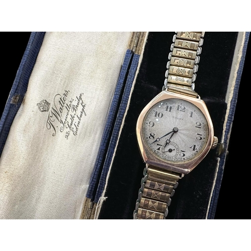 142 - Rolex Signed Gents 9ct Gold Case Mechanical Wrist Watch, full hallmark to interior of back cover, fo... 