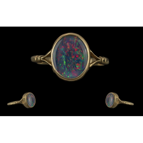 141 - Ladies Attractive 9ct Gold Single Stone Opal Set Ring, full hallmark to interior of shank, the opal ... 