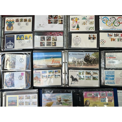 1432 - Large Quantity of First Day Covers, to include 1970/80 and 90's  Isle of Man, Channel Islands Guerns... 