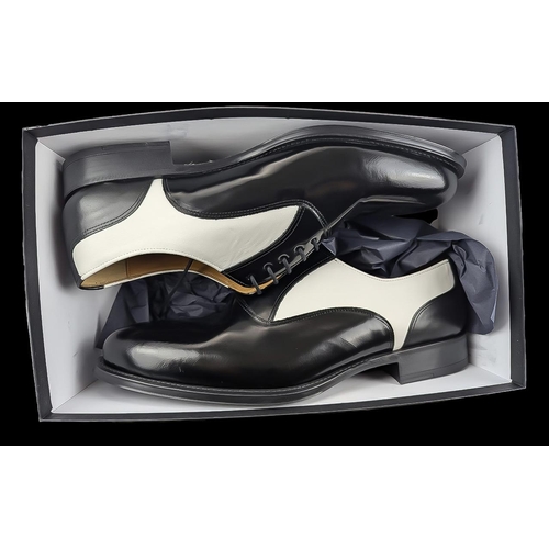 1496 - A Pair of Gents Dress Shoes by Hockerty, custom made in premium leather. Black and white in colour, ... 