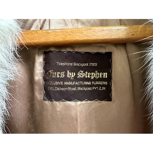 1528 - Ladies Blonde Mink Fur Jacket from Stephen of Blackpool, fully lined in sateen fabric, hook and eye ... 