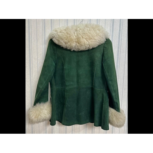 1529 - Ladies Green Suede Fur Trimmed Jacket, zip fastening and zip pockets, approx size 10.