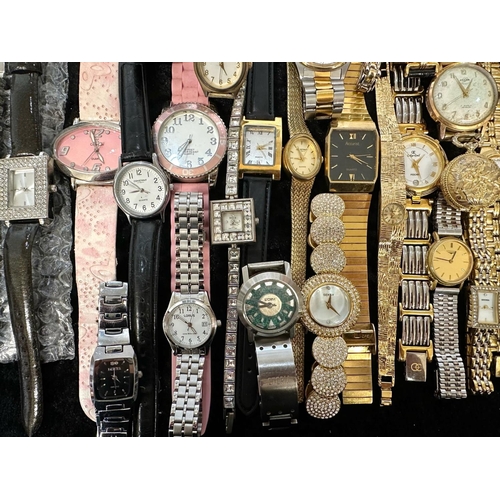 400 - Collection of Ladies & Gentlemen's Watches, leather and bracelet straps, various makes and styles, i... 