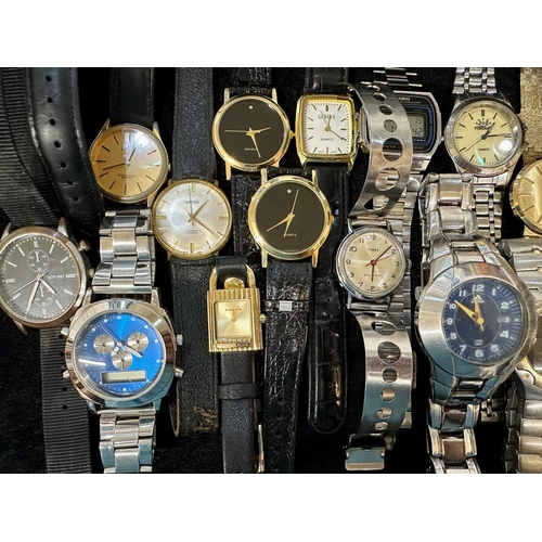 422 - Collection of Assorted Gents and Ladies Watches including Accurist, Sekonda, Timex, Lorus, Roamer, C... 