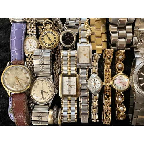 454 - Collection of Ladies & Gentleman's Wristwatches, leather and bracelet straps, assorted makes and sty... 