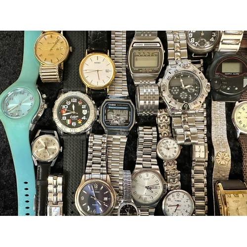 472 - Collection of Ladies & Gentleman's Wristwatches, bracelet and leather straps, makes include Seiko, C... 