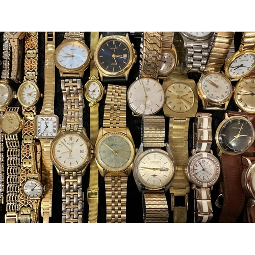 473 - Collection of Ladies & Gentleman's Wristwatches, leather and bracelet watches, including Sekonda, Ti... 