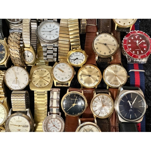 473 - Collection of Ladies & Gentleman's Wristwatches, leather and bracelet watches, including Sekonda, Ti... 