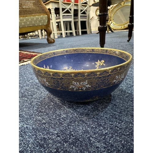 635 - Collection of Porcelain, to include Carlton Ware dark blue gilt decorated bowl and footed vase, and ... 