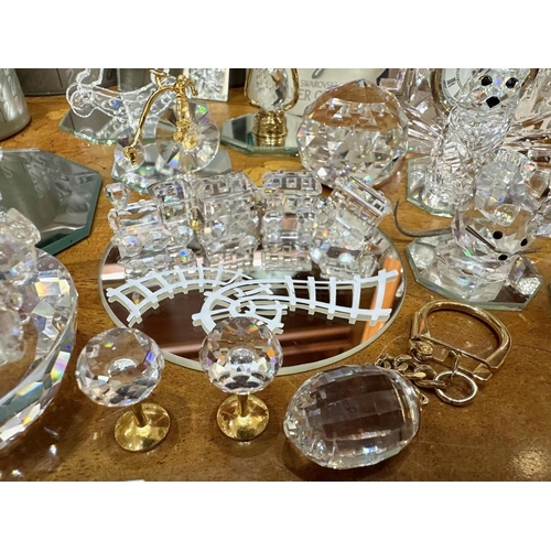 760 - Small Collection of Glass Miniatures, to include Swarovski & Crystal Memories, etc, comprising Lante... 