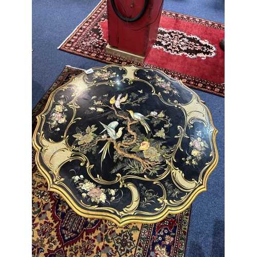 1007 - 20th Century Tilt Top Table - Circular Shaped Top. Black Lacquered Abalone Inlay Depicting Exotic Bi... 