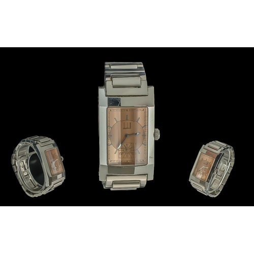 171 - Dunhill Gent's Steel Battery (Quartz) Wrist Watch, case no. 116Q14091, features faceted glass dial, ... 