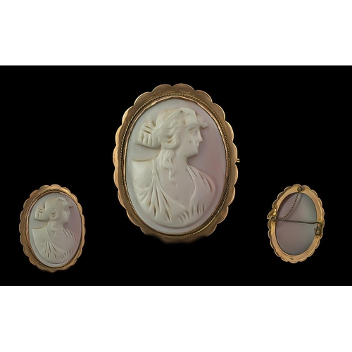 241 - Victorian Period 1837 - 1901 Superb Quality Pink-White Shell Cameo in a 9ct gold mount, marked 9ct, ... 