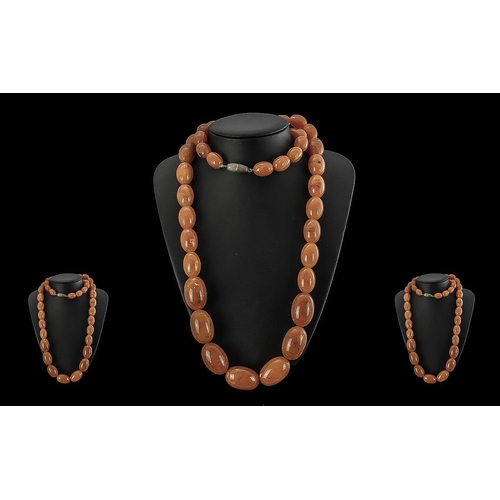 346 - An Excellent Quality Early 20th Century Butterscotch Amber Coloured Graduated Beaded Necklace, Excel... 