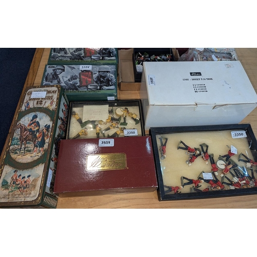 1349 - Large Quantity of Lead Soldiers, some boxed, the boxed and complete are King's Own Royal Border Regi... 