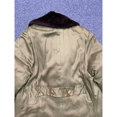 1360 - Heavy Duty Military Padded Coat, Army green colour, brass buttons and fur collar.  Very warm, approx... 